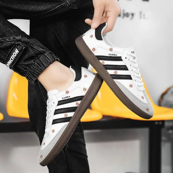 Men's flat shoes, men's sports shoes, casual shoes, men's fashionable outdoor sports shoes, women's running and walking shoes - Image 5